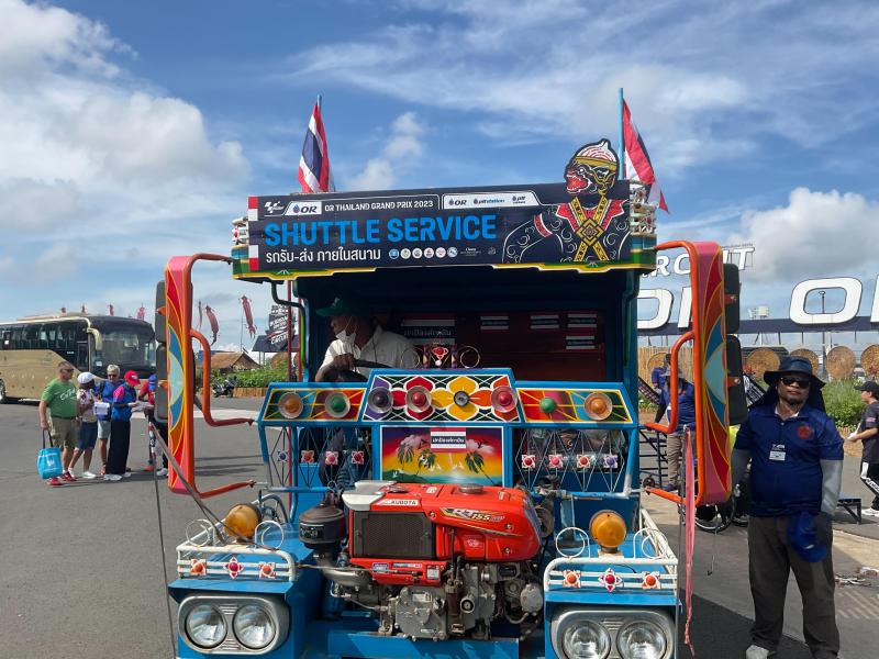 (ID: 22807) The wonderful track shuttles