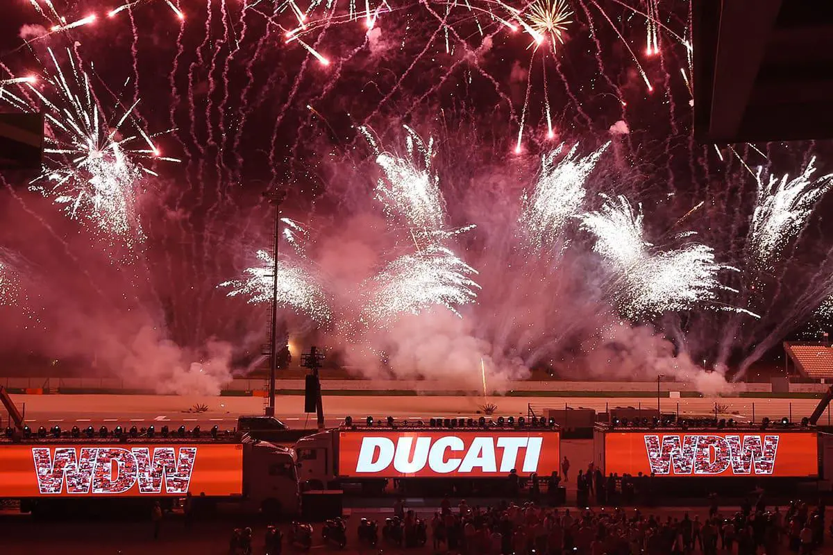 Share the passion of the fans