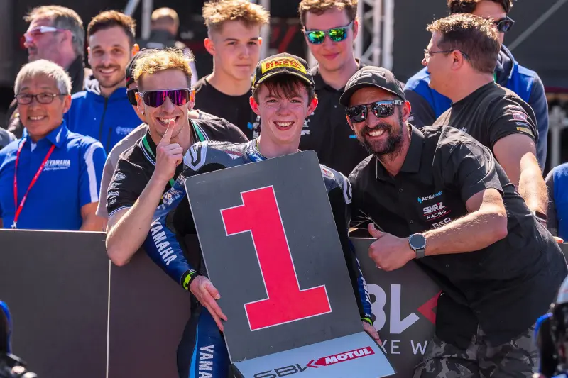 Chris takes victory in the R3 Cup